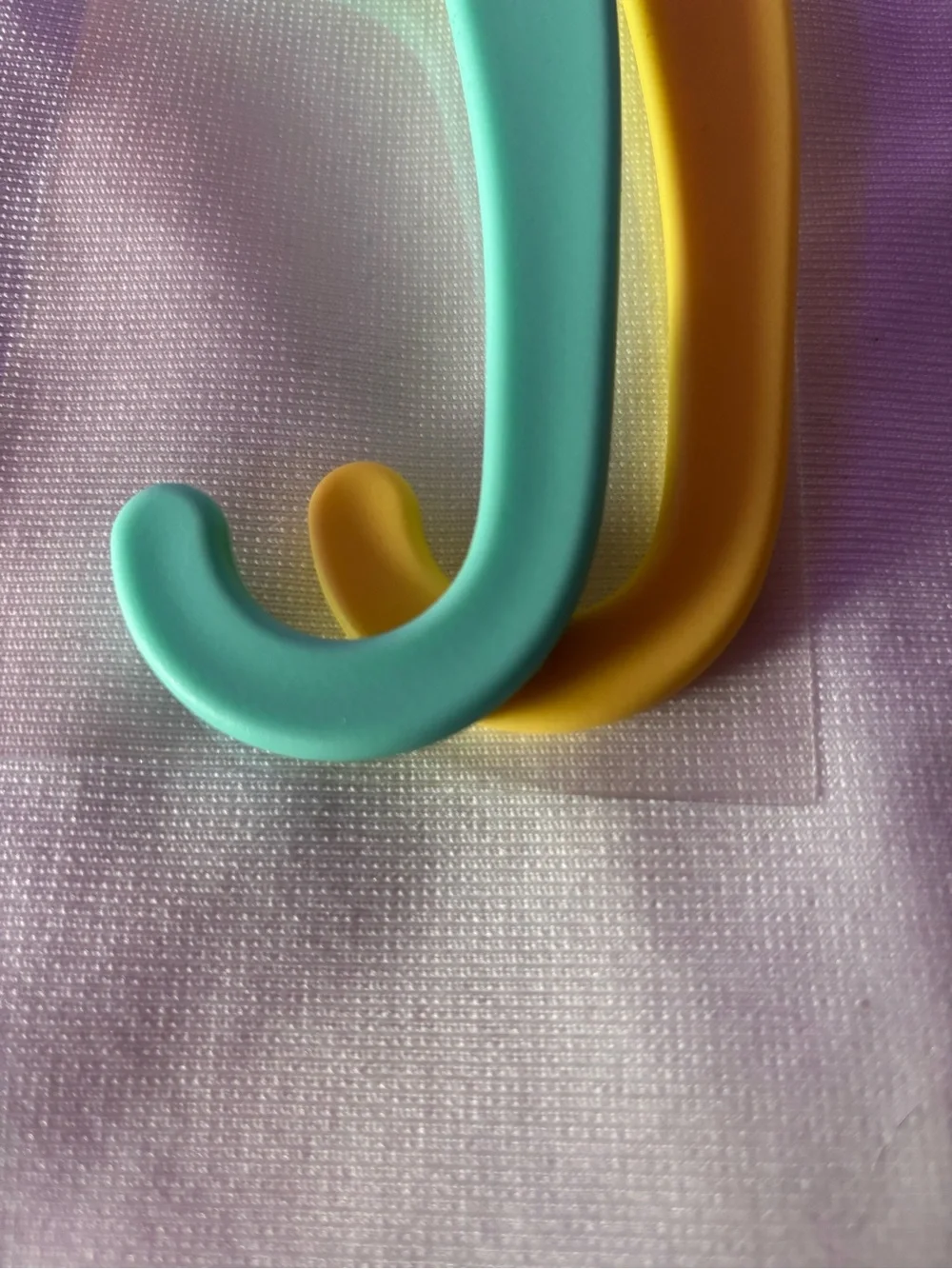 Knot Today Detangling Shower Comb Set of 2 Teal & Mustard- brand new